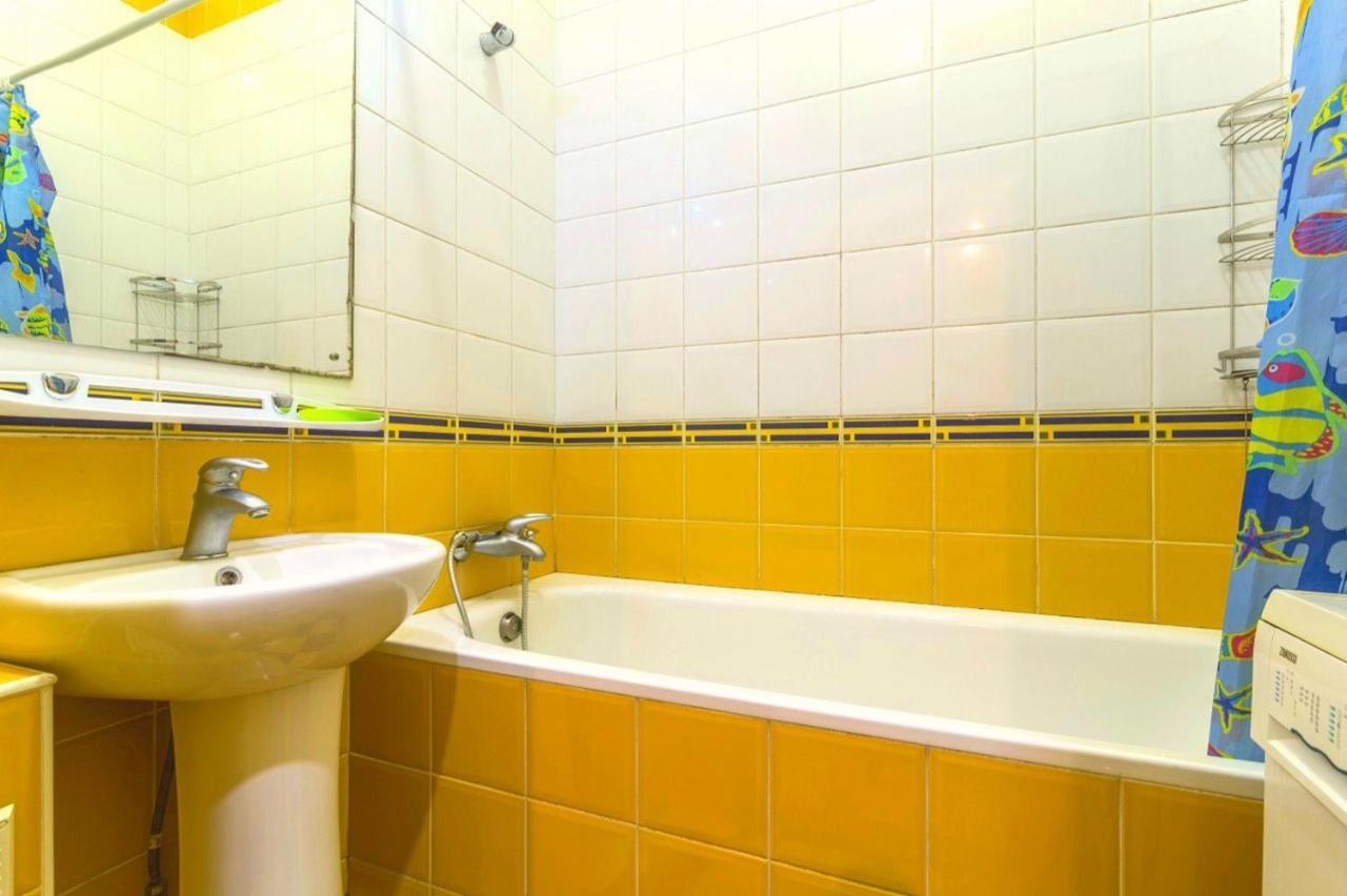 Large Apartment In The Center Dniepropietrowsk Zewnętrze zdjęcie